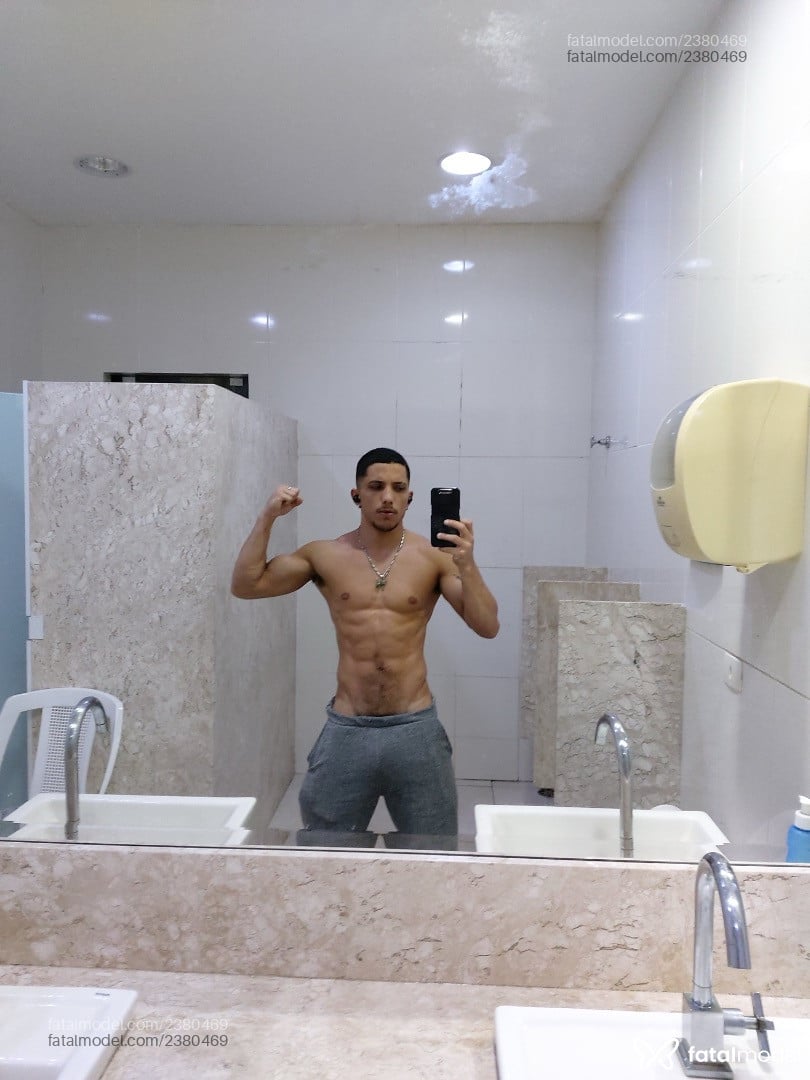 Acompanhante homem morena (o) de olhos mel em São Paulo - André