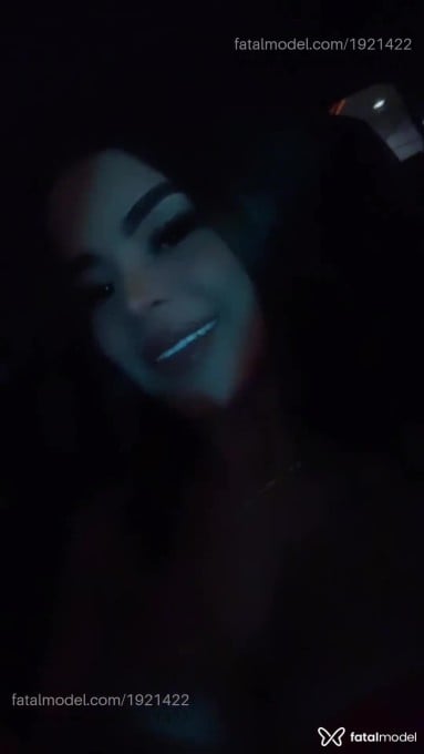 Acompanhante mulher morena (o) de olhos pretos - Gaby