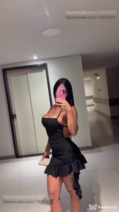 Acompanhante mulher morena (o) de olhos pretos - Gaby