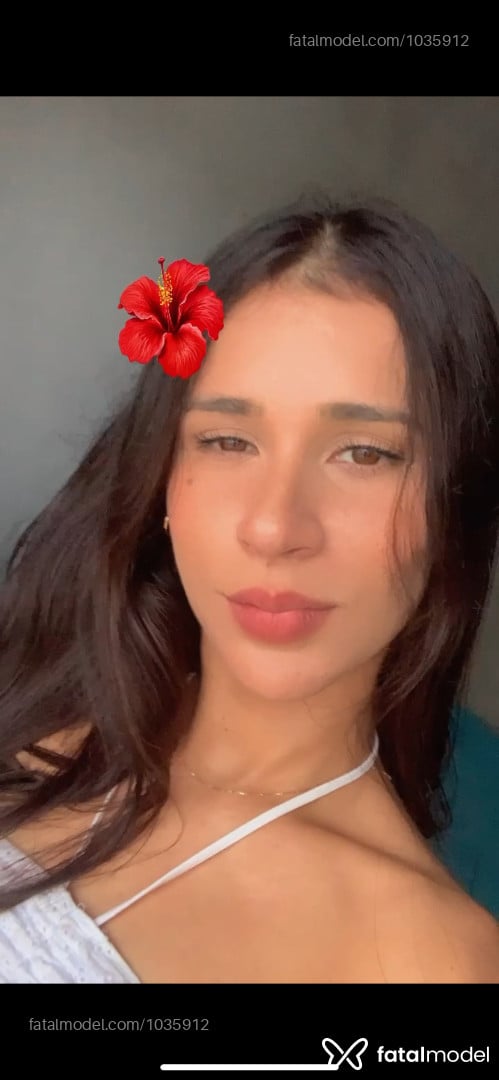 Acompanhante mulher com cabelo castanho de olhos mel em São Luís - Yasmin Afrodite