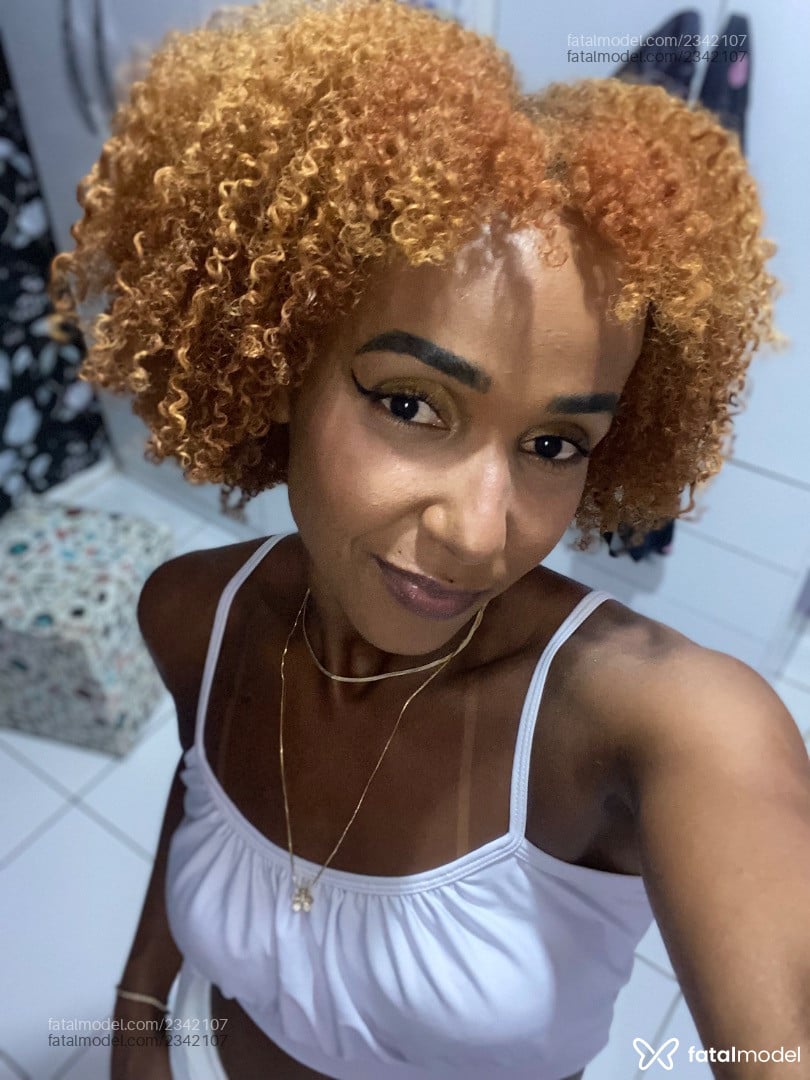 Acompanhante mulher ruiva (o) de olhos pretos em Rio de Janeiro Acompanhante mulher ruiva (o) de olhos pretos em Rio de Janeiro - Eduarda