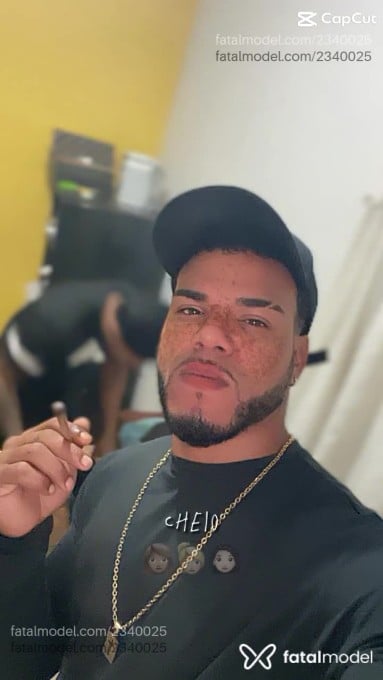 Acompanhante homem morena (o) de olhos pretos em Rio das Ostras - Pimentel