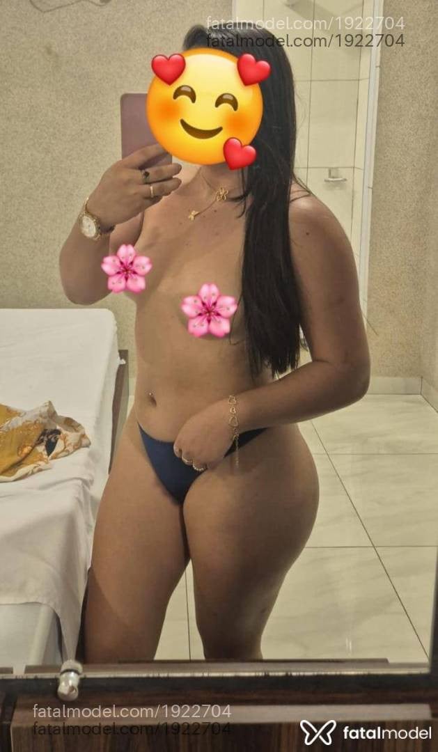Acompanhante mulher morena (o) de olhos pretos em Barra do Garças - Carol