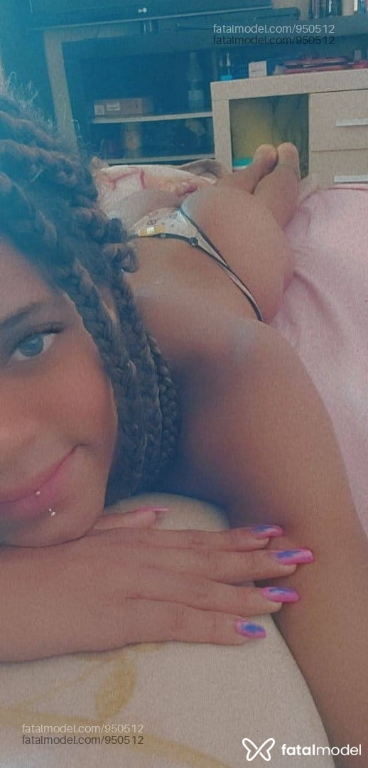 Acompanhante trans com cabelo castanho de olhos castanhos - Yohanna