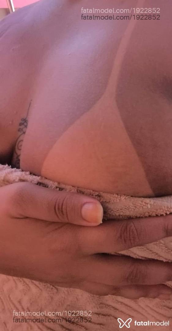 Acompanhante mulher com cabelo castanho de olhos castanhos - Marisol