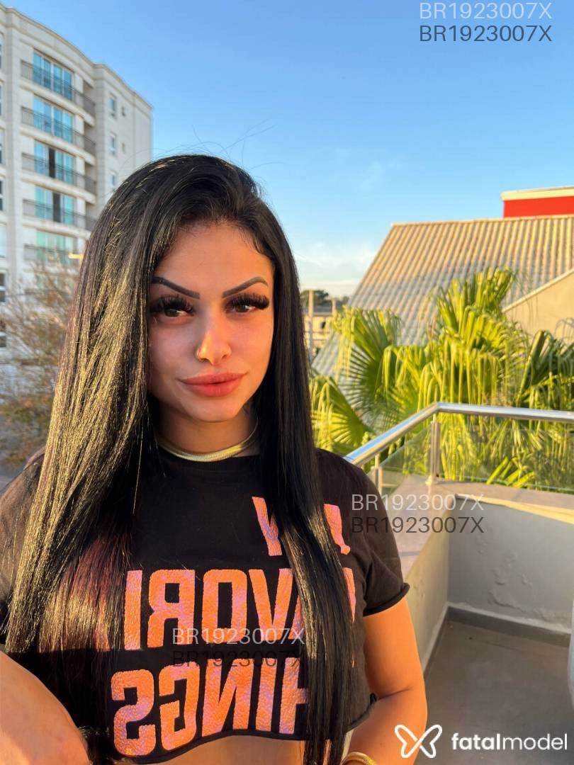 Acompanhante mulher morena (o) de olhos mel em Canoas - Rittinhaaa