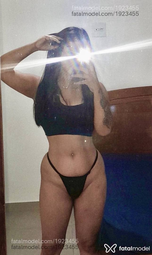 Acompanhante mulher morena (o) de olhos mel - Bruninha