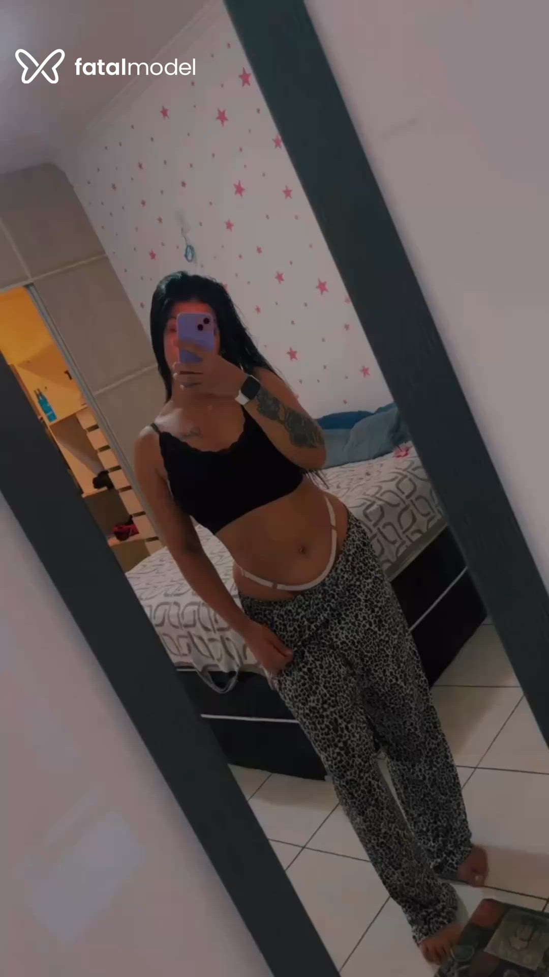 Acompanhante mulher morena (o) de olhos mel - Jade Bonetti Acompanhante mulher morena (o) de olhos mel - Jade Bonetti