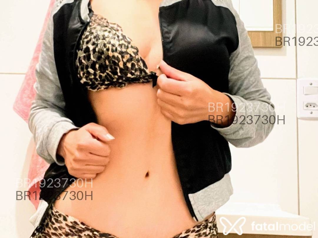 Acompanhante mulher morena (o) de olhos pretos em Guaíba Acompanhante mulher morena (o) de olhos pretos em Guaíba - Bia Bittencourt