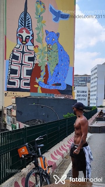 Acompanhante homem com cabelo castanho de olhos castanhos em São Paulo - Mass Man