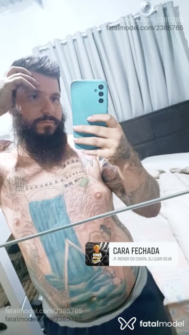 Acompanhante homem morena (o) de olhos pretos em Itajaí - Vieira