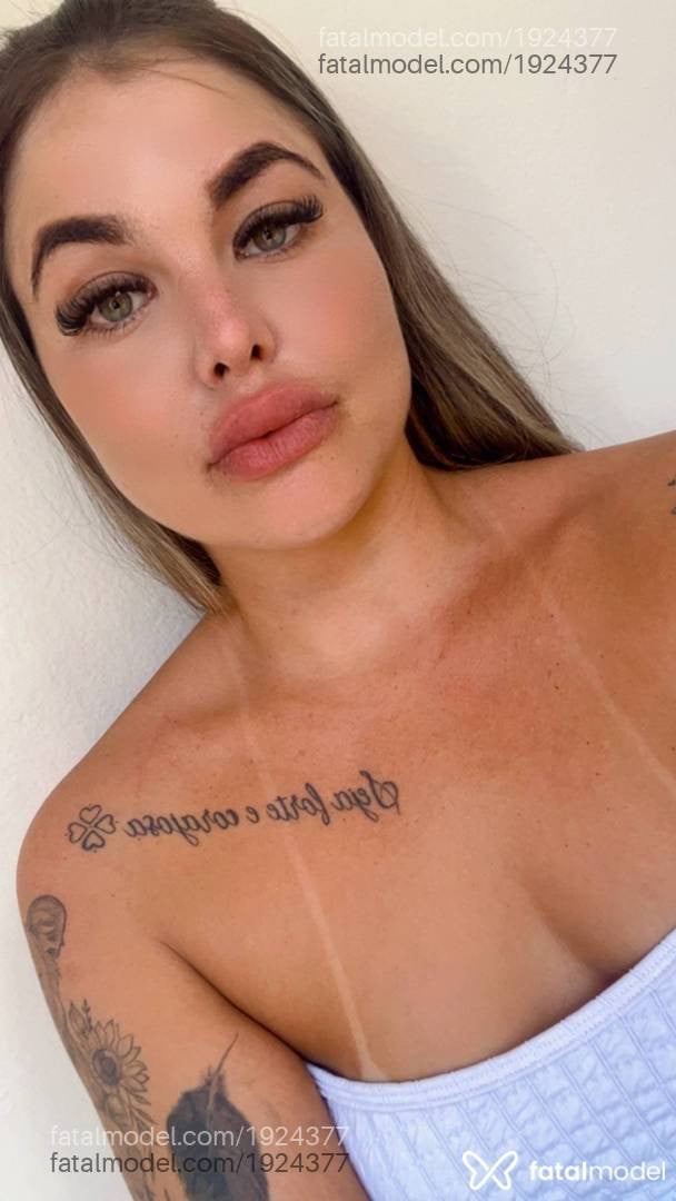 Acompanhante mulher loira (o) de olhos verdes em Penápolis - Gabriella