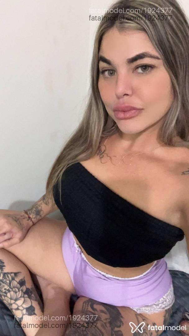 Acompanhante mulher loira (o) de olhos verdes - Gabriella