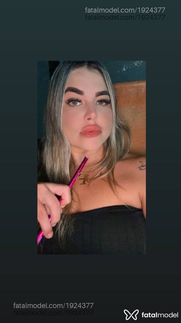 Acompanhante mulher loira (o) de olhos verdes - Gabriella