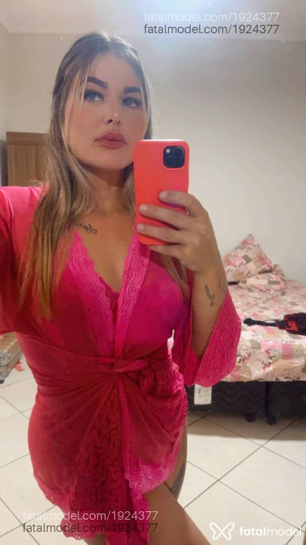 Acompanhante mulher loira (o) de olhos verdes - Gabriella