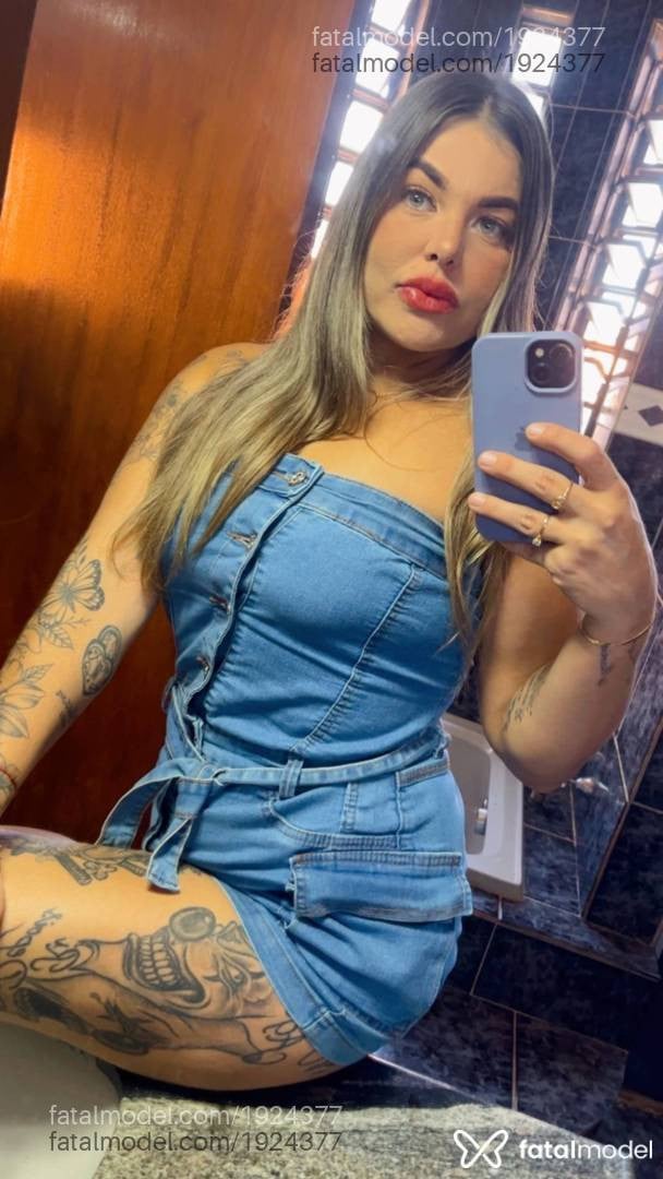 Acompanhante mulher loira (o) de olhos verdes - Gabriella