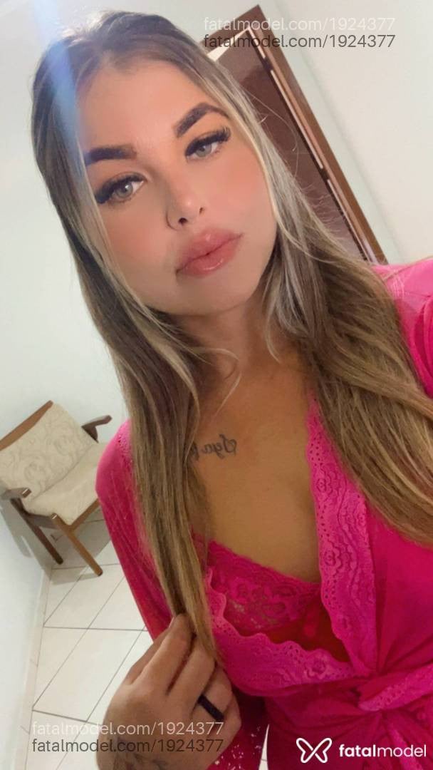Acompanhante mulher loira (o) de olhos verdes - Gabriella