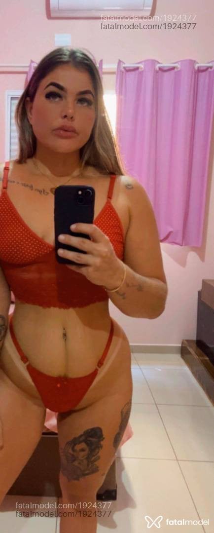 Acompanhante mulher loira (o) de olhos verdes - Gabriella