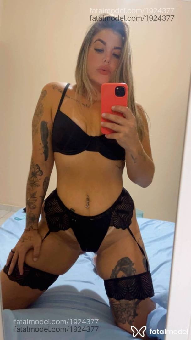 Acompanhante mulher loira (o) de olhos verdes - Gabriella