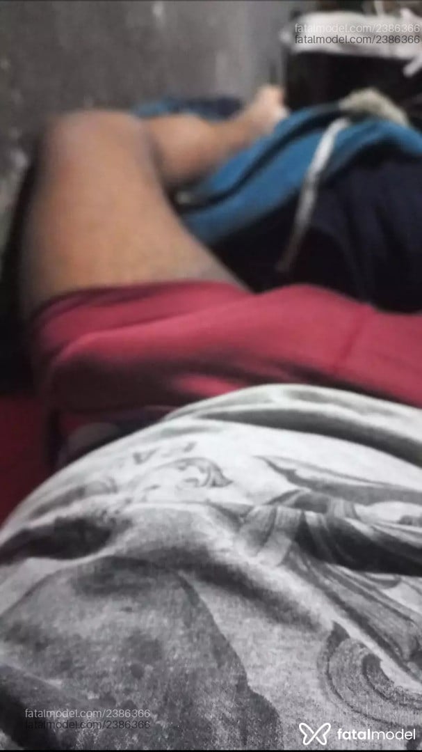 Acompanhante homem com cabelo castanho de olhos pretos em São Paulo - Orpheu