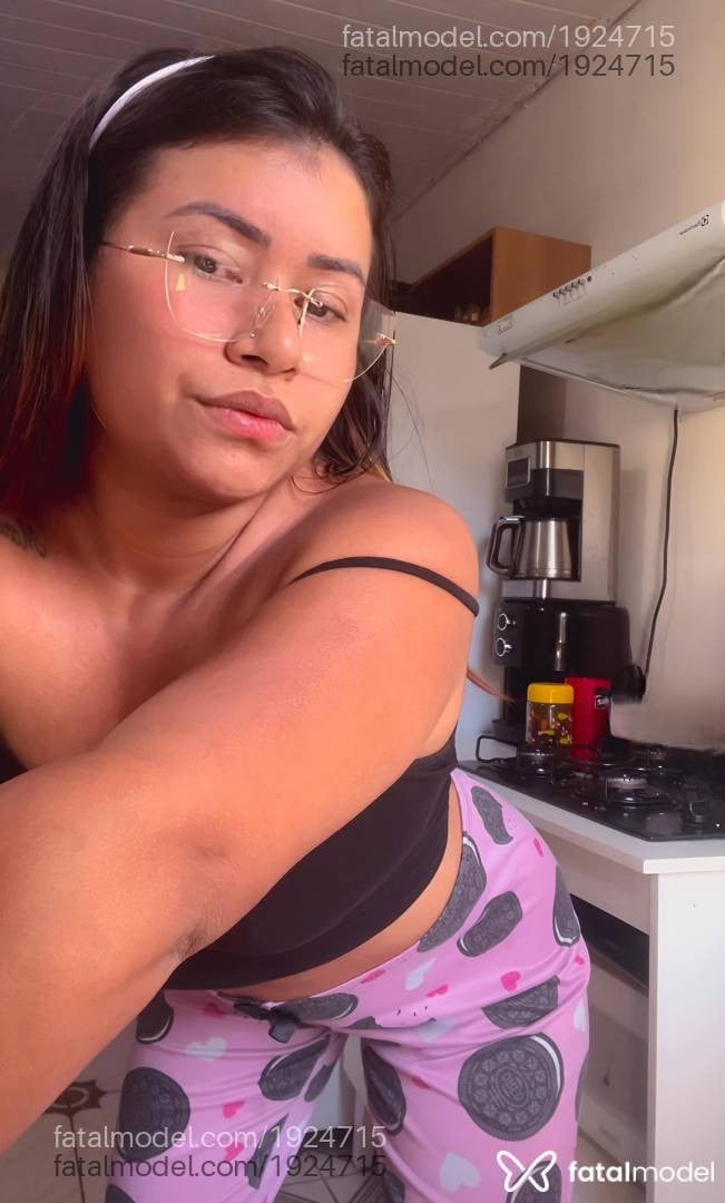 Acompanhante mulher com cabelo castanho de olhos pretos em Manaus - Bianca