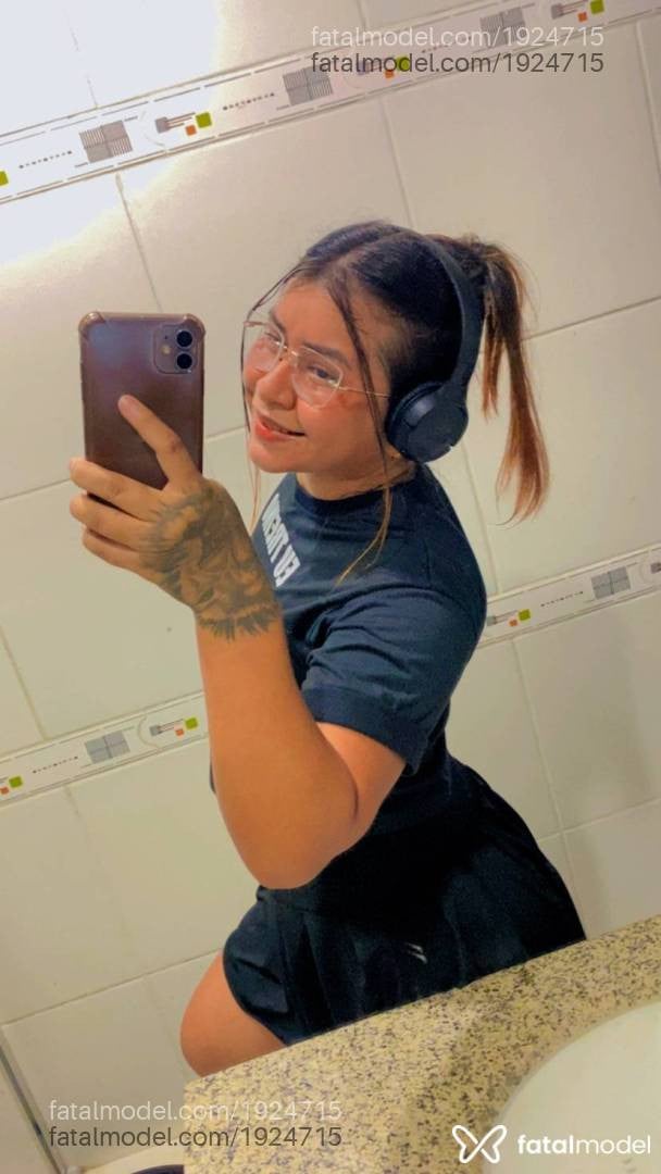 Acompanhante mulher com cabelo castanho de olhos pretos em Manaus - Bianca