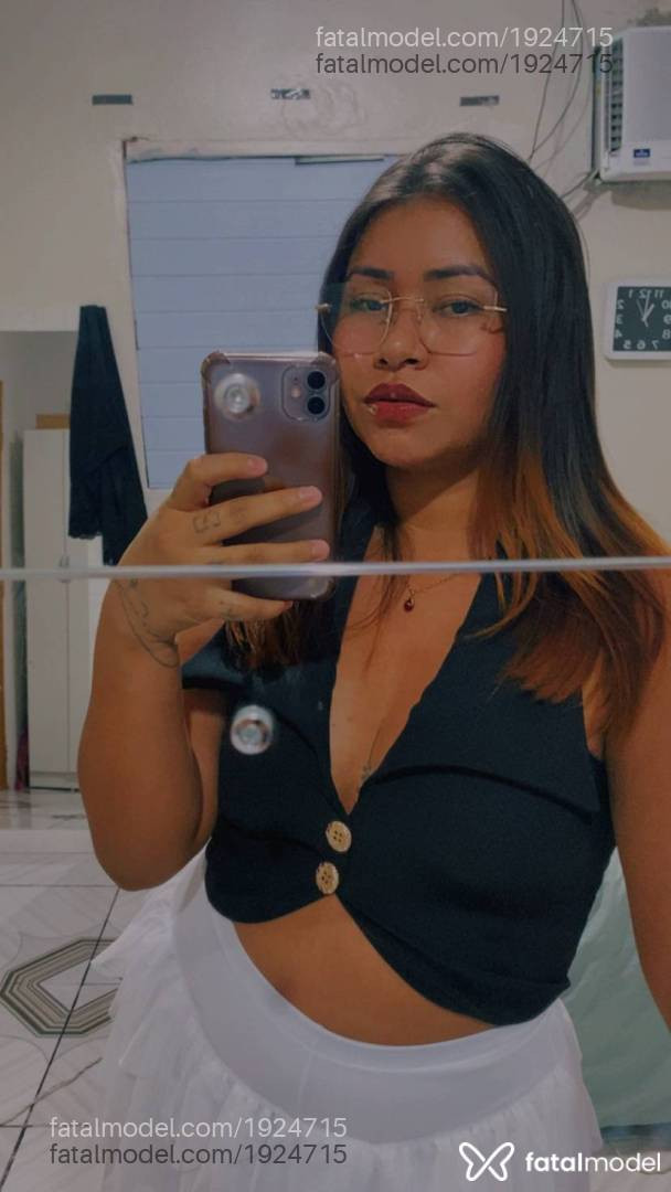 Acompanhante mulher com cabelo castanho de olhos pretos - Bianca Acompanhante mulher com cabelo castanho de olhos pretos - Bianca