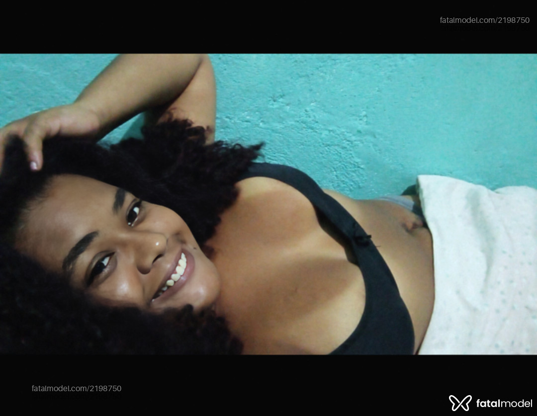 Acompanhante mulher ruiva (o) de olhos mel em Virtual Acompanhante mulher ruiva (o) de olhos mel em Virtual - Silva
