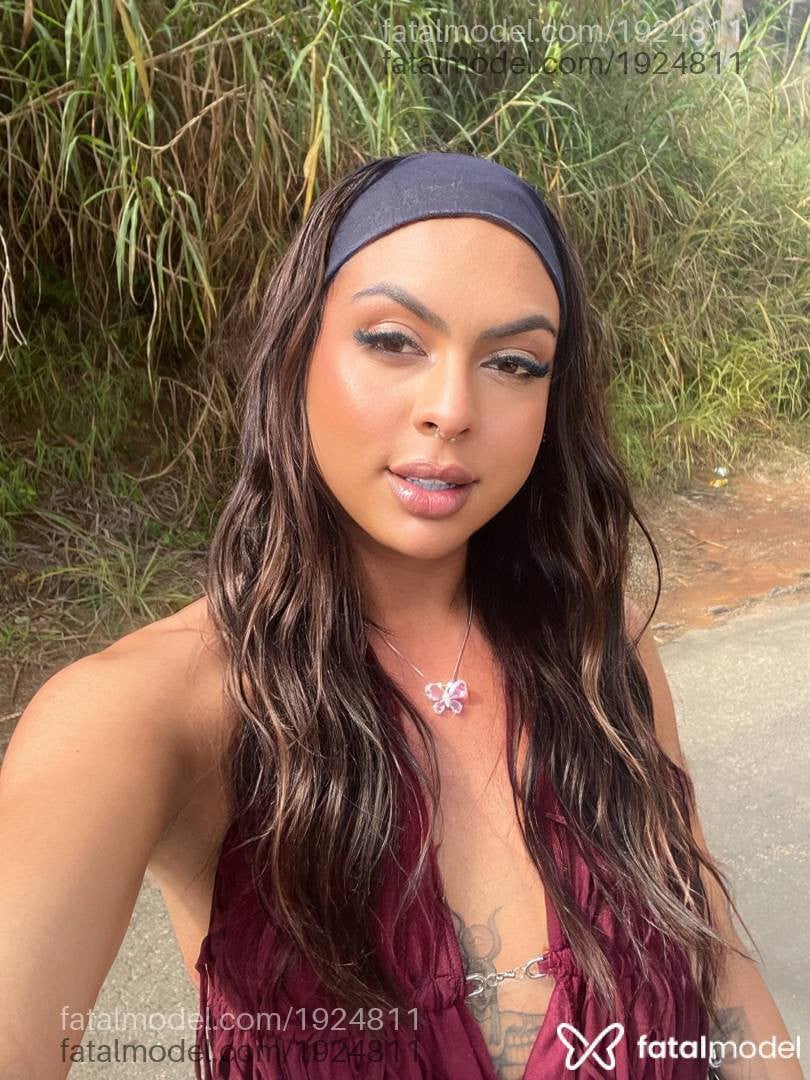 Acompanhante mulher trans ruiva (o) de olhos castanhos em Viçosa - Bianca Lima