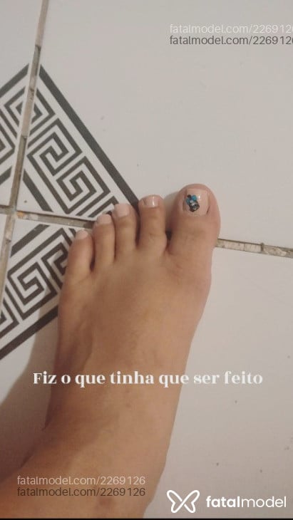 Acompanhante mulher loira (o) de olhos azuis - Paloma