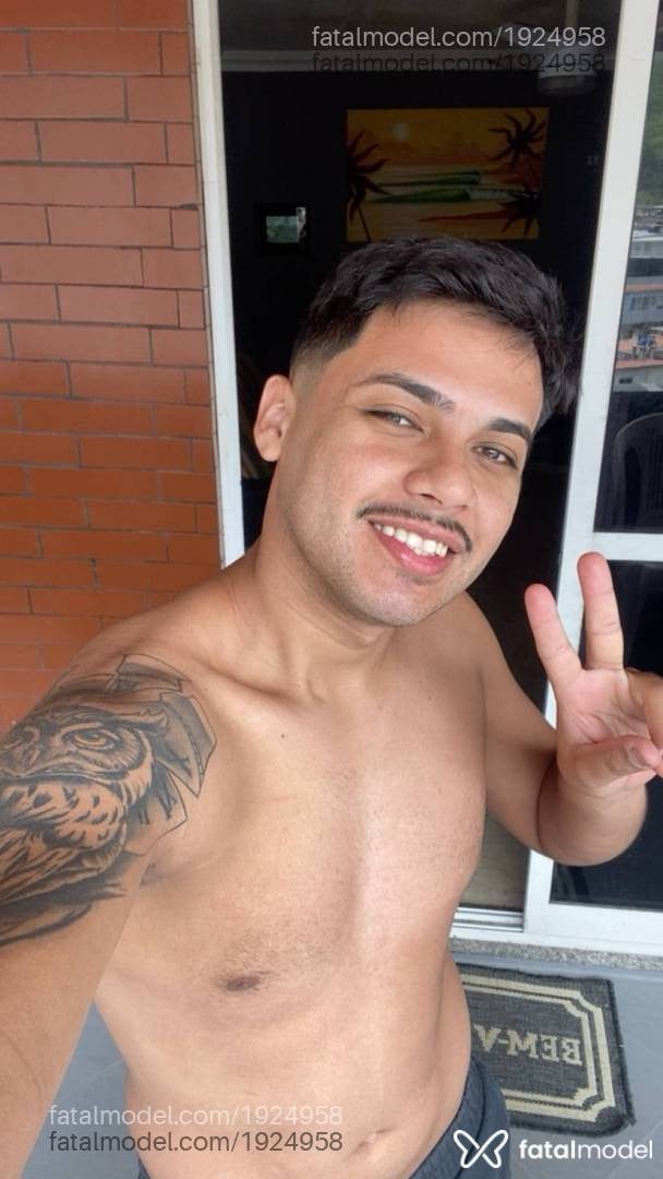 Acompanhante homem morena (o) de olhos castanhos - Jerfesson