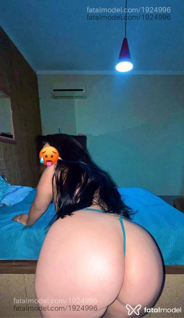 Acompanhante mulher morena (o) de olhos castanhos - Mia
