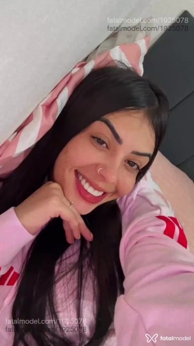 Acompanhante mulher com cabelo castanho de olhos castanhos em Assis - Manuela