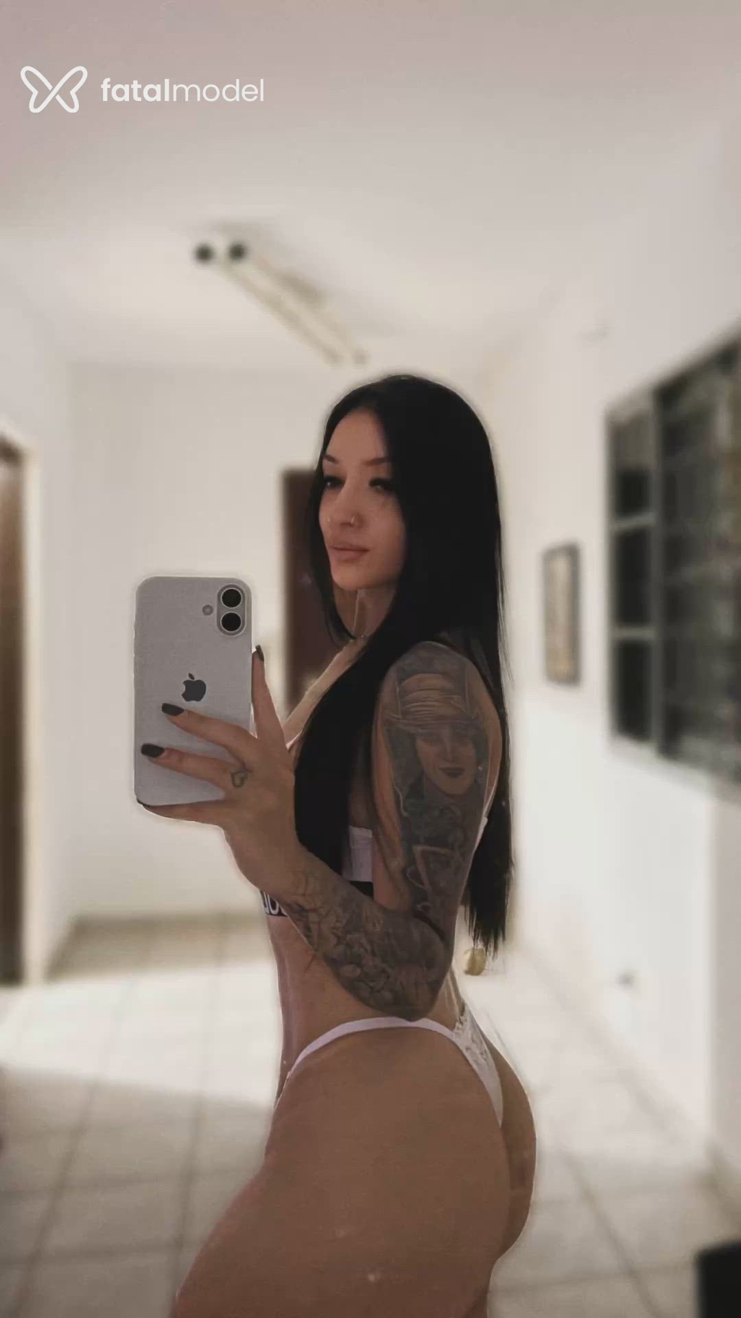 Acompanhante mulher morena (o) de olhos castanhos em Campinas Acompanhante mulher morena (o) de olhos castanhos em Campinas - Isabelli