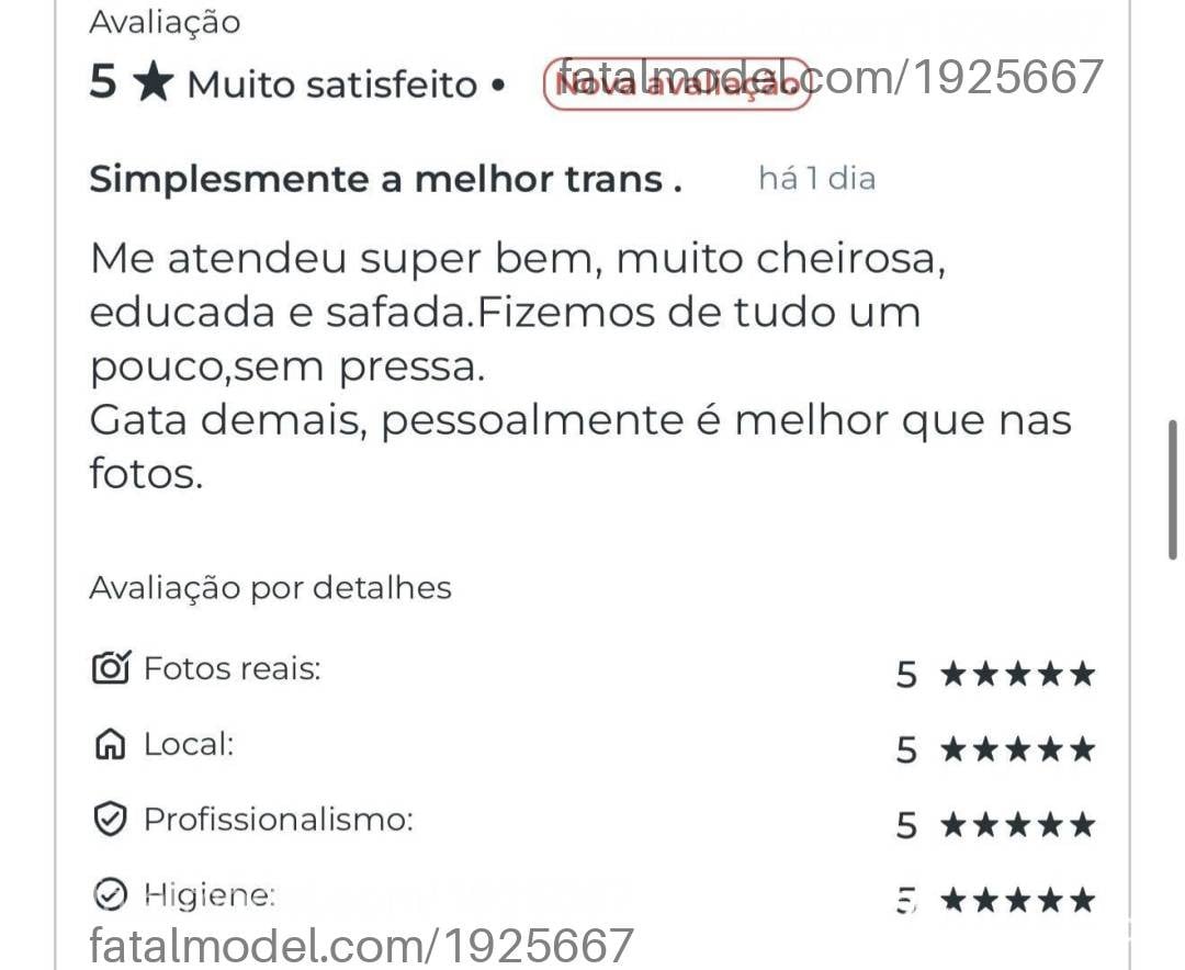 Acompanhante mulher trans com cabelo castanho de olhos pretos - Anny kaliffa