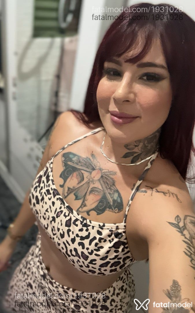 Acompanhante mulher morena (o) de olhos castanhos - Maria Fernanda