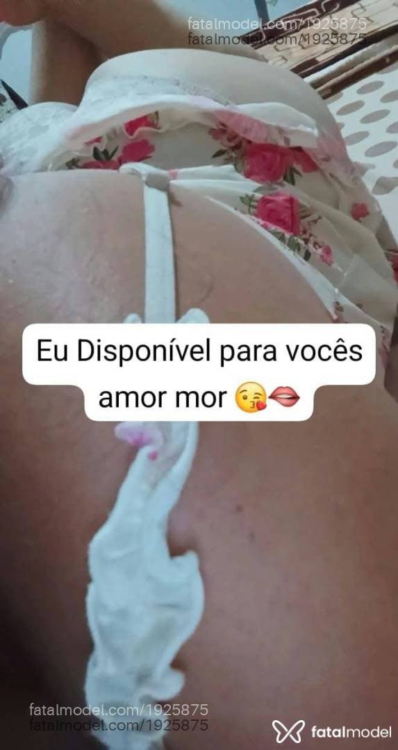 Acompanhante mulher com cabelo castanho de olhos castanhos - Josi