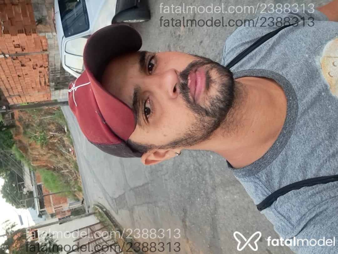 Acompanhante homem com cabelo castanho de olhos castanhos em Ipatinga Acompanhante homem com cabelo castanho de olhos castanhos em Ipatinga - Dhiego Junio