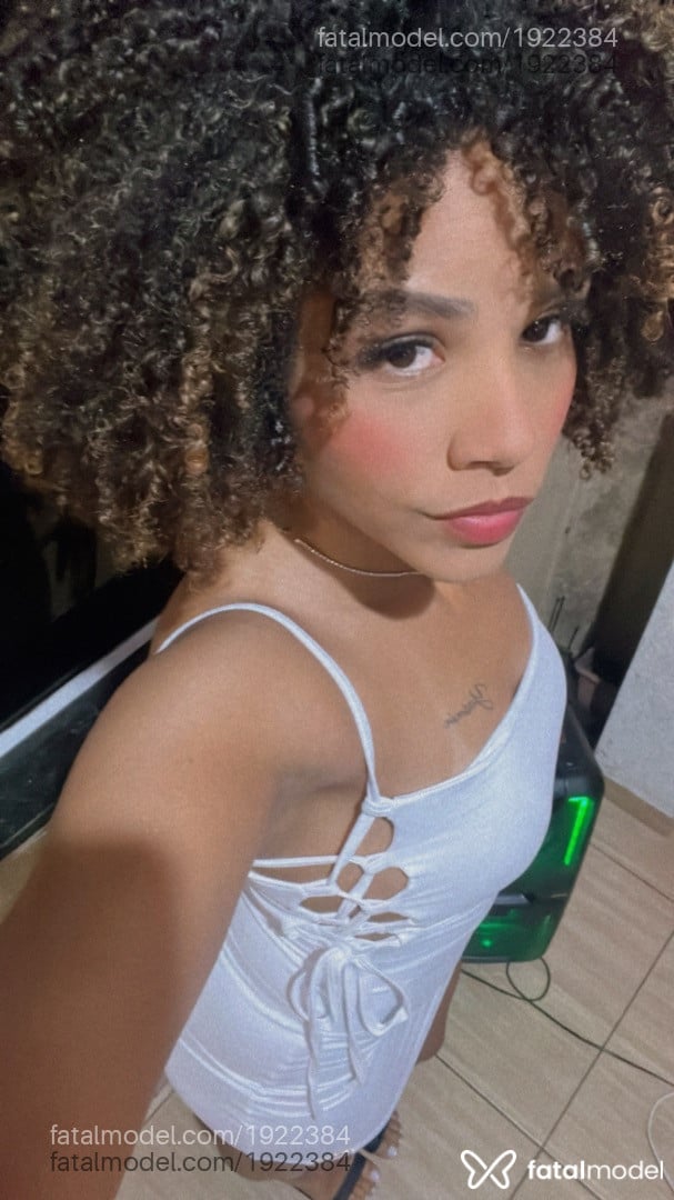 Acompanhante mulher morena (o) de olhos castanhos em São Paulo - Ester Morena