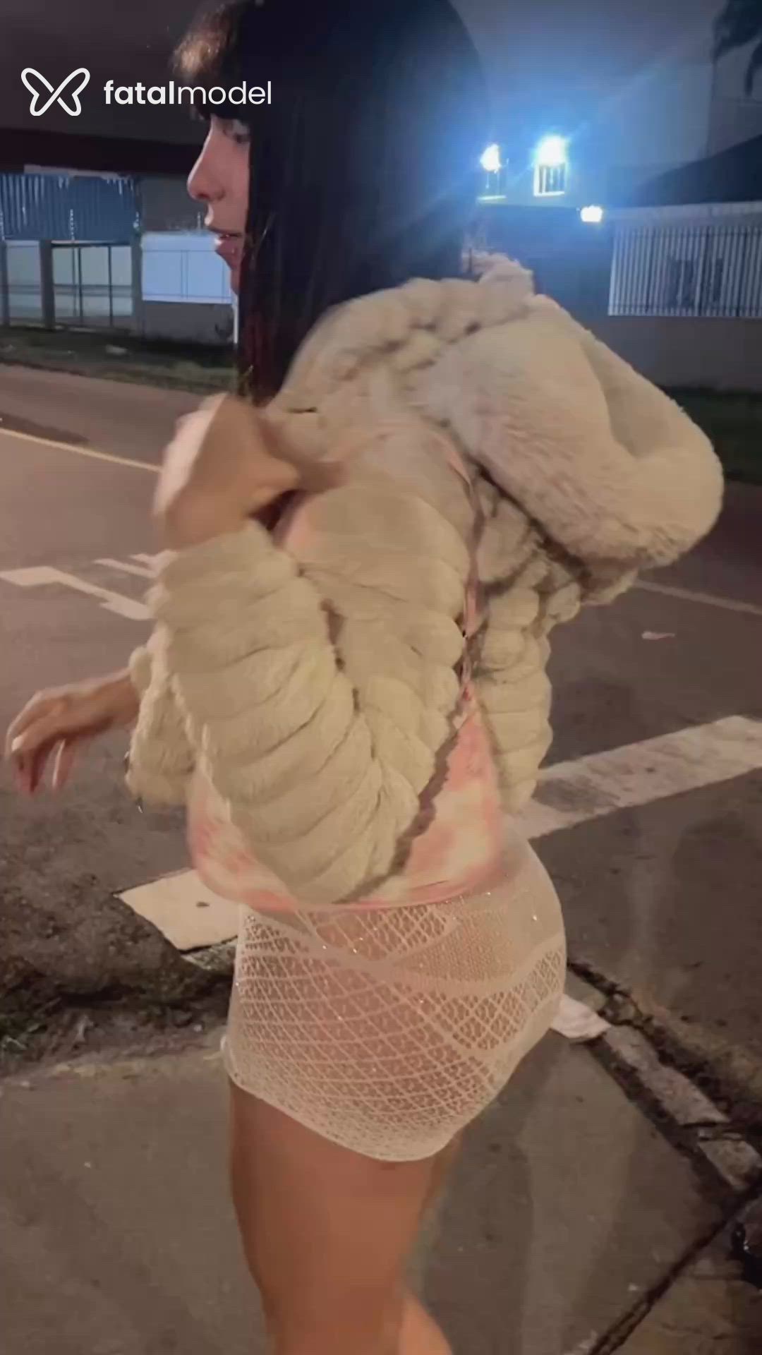 Acompanhante mulher trans morena (o) de olhos castanhos - Luana Acompanhante mulher trans morena (o) de olhos castanhos - Luana