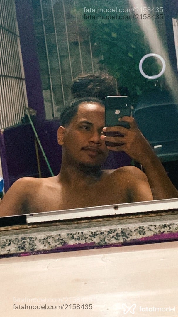 Acompanhante homem morena (o) de olhos pretos em Rio de Janeiro Acompanhante homem morena (o) de olhos pretos em Rio de Janeiro - Maycão