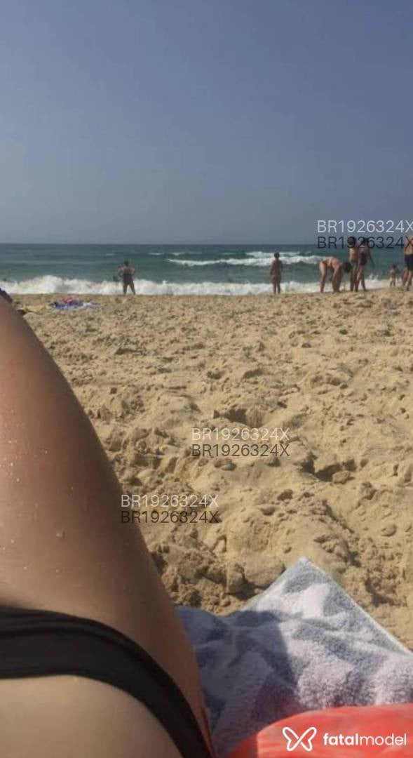 Acompanhante mulher loira (o) de olhos castanhos em São Paulo Acompanhante mulher loira (o) de olhos castanhos em São Paulo - Lunna