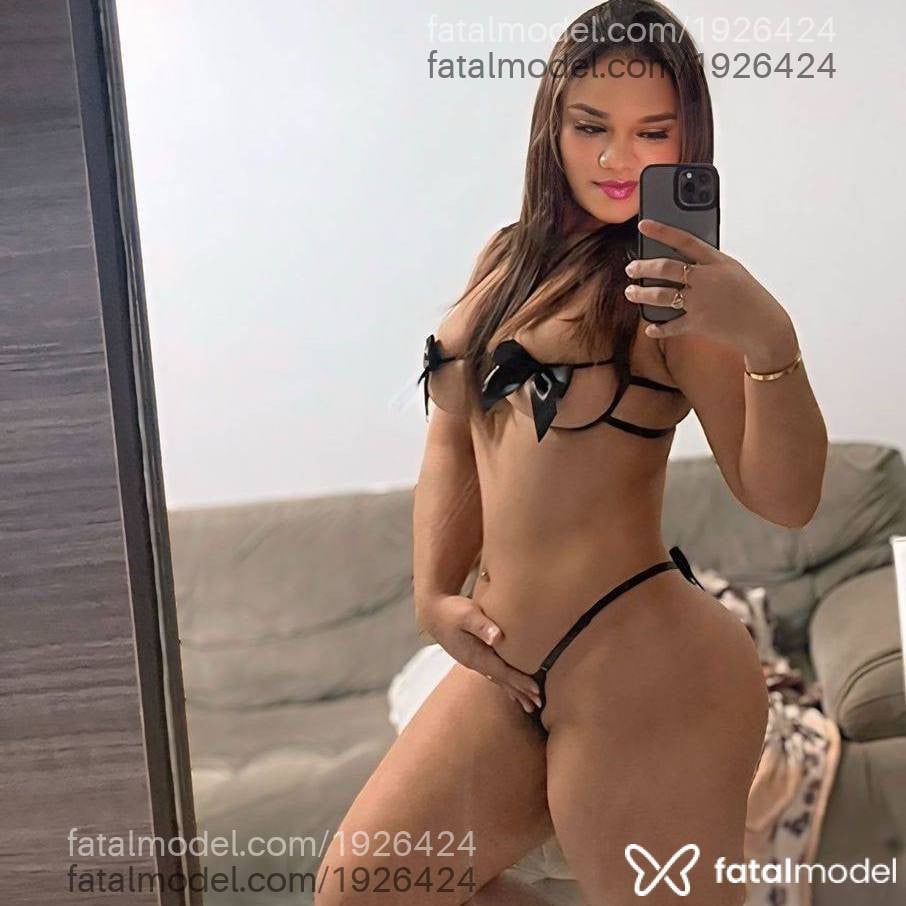 Acompanhante mulher com cabelo castanho de olhos castanhos - Bianca Andrade