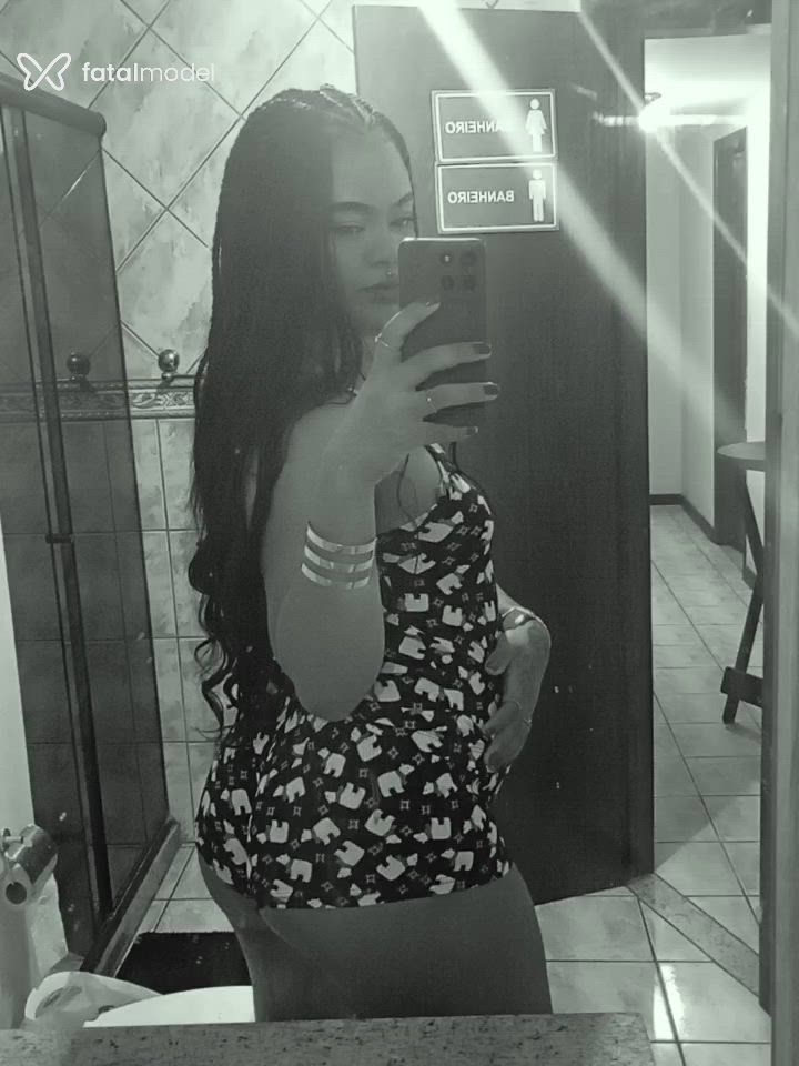 Acompanhante mulher morena (o) de olhos mel - Marcelly