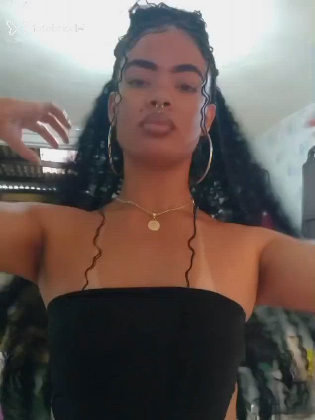 Acompanhante mulher morena (o) de olhos mel - Marcelly