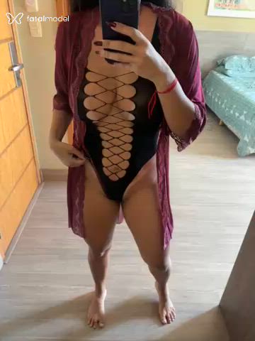 Acompanhante mulher morena (o) de olhos pretos - Ana