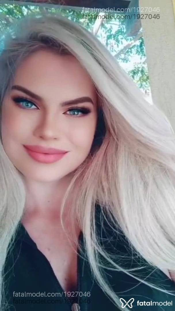 Acompanhante mulher loira (o) de olhos azuis em Colatina - Rayka Riller