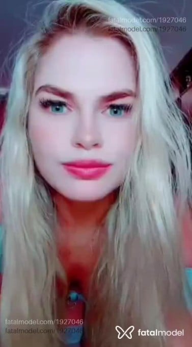 Acompanhante mulher loira (o) de olhos azuis em Colatina - Rayka Riller