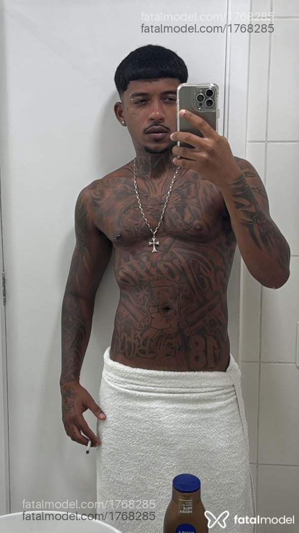 Acompanhante homem morena (o) de olhos castanhos em São Paulo Acompanhante homem morena (o) de olhos castanhos em São Paulo - Indio Cariocaa