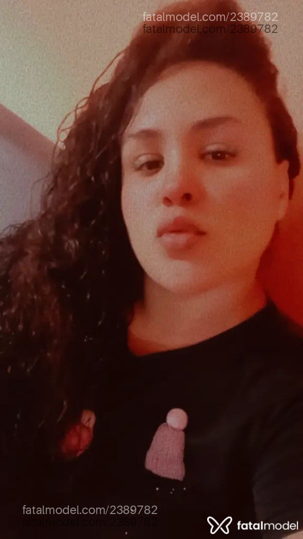 Acompanhante mulher com cabelo castanho de olhos castanhos em Manaus - Morena